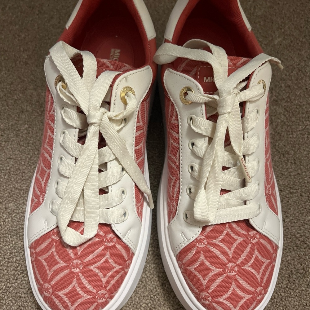 MICHAEL Michael Kors Coral Patterned Canvas & White Trim Sneakers